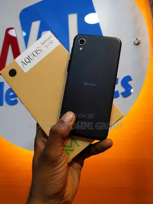 Sharp Aquos Sense 2 SHV43 32 GB Black