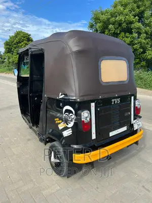 TVS Zeppelin 220 2023 Black