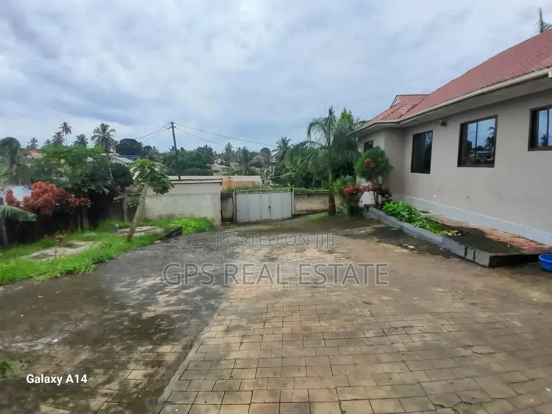 3bdrm House in Mbezi Mwisho, Kinondoni for sale