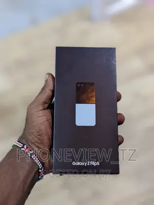 New Samsung Galaxy Z Flip 5 256 GB Black