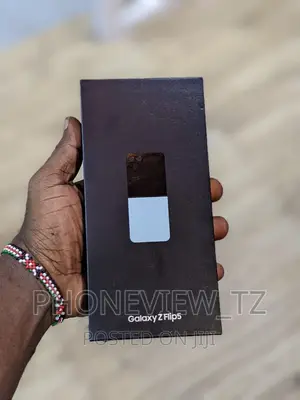 New Samsung Galaxy Z Flip 5 256 GB Black