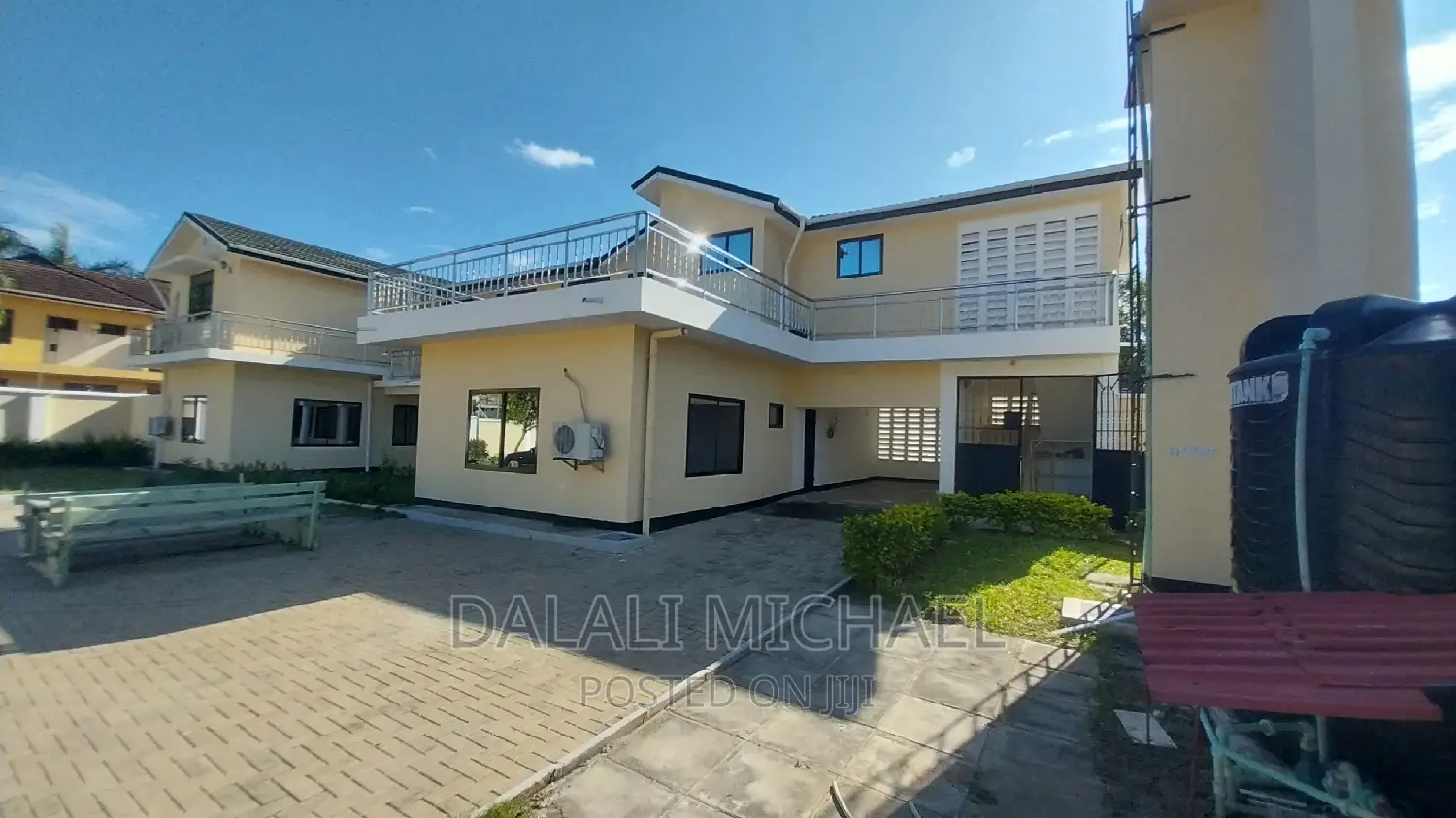 4bdrm Block of Flats in Mbezibeach for rent