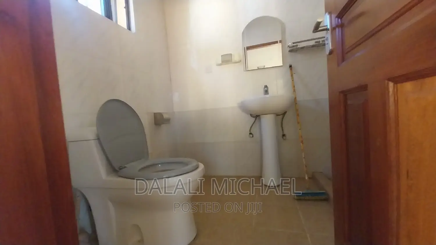 4bdrm Block of Flats in Mbezibeach for rent