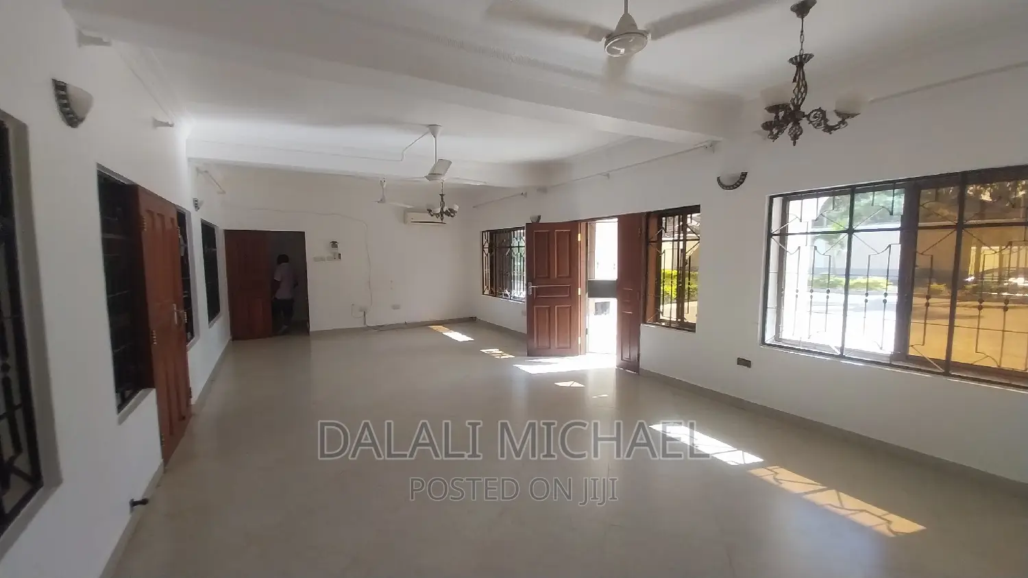 4bdrm Block of Flats in Mbezibeach for rent