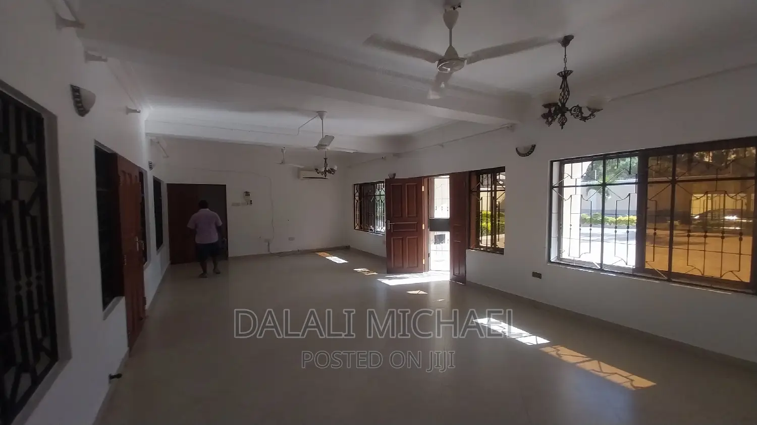 4bdrm Block of Flats in Mbezibeach for rent