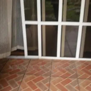 3bdrm House in Mikocheni for rent
