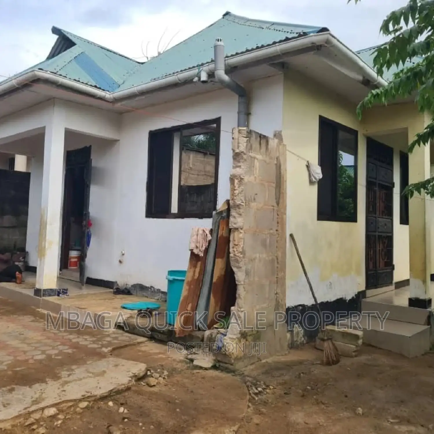 3bdrm House in Goba Kinzudi for sale