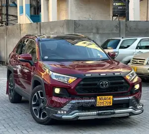 Toyota RAV4 2019 Red