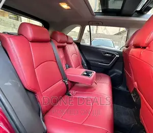 Toyota RAV4 2019 Red