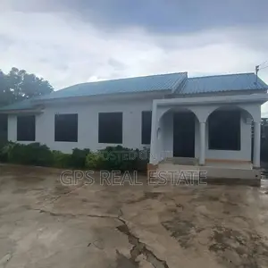 3bdrm House in Tabata Sanene for sale