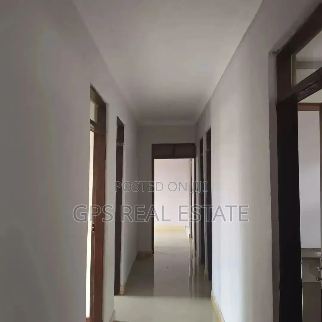 3bdrm House in Tabata Sanene for sale