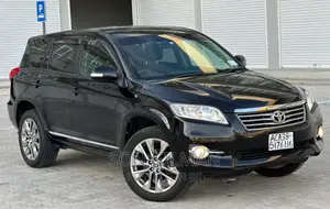 Toyota Vanguard 2011 Black
