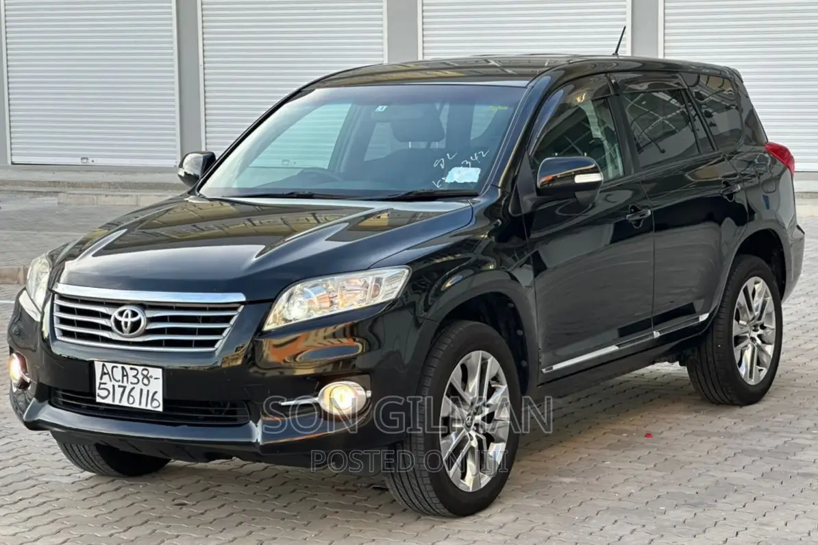 Toyota Vanguard 2011 Black