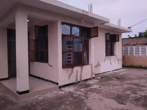 3bdrm House in Msasani for rent