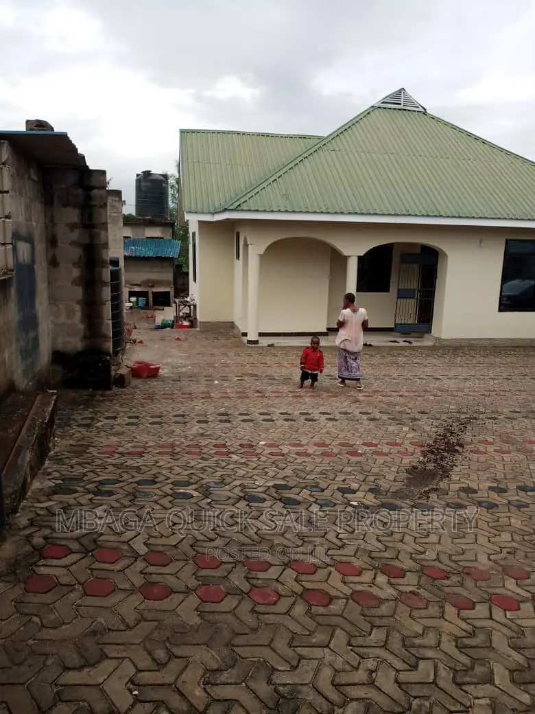 3bdrm House in Madale, Mbezi Beach for sale