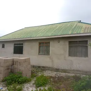 3bdrm House in Kinyerezi for sale