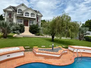 4bdrm Mansion in House For Sale, Kinondoni for sale