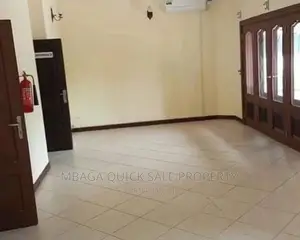 6bdrm Apartment in Mikocheni for rent