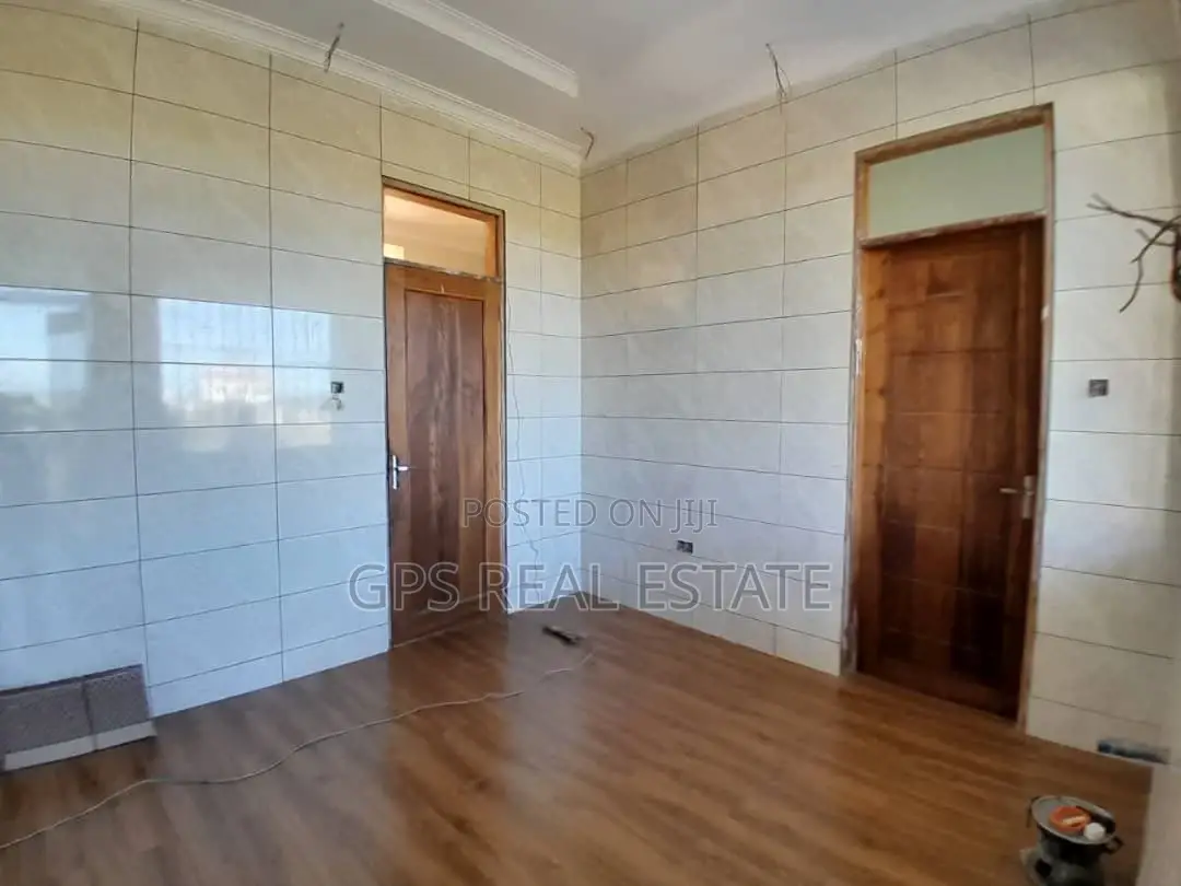 4bdrm House in Mbweni Mpiji, Kinondoni for sale