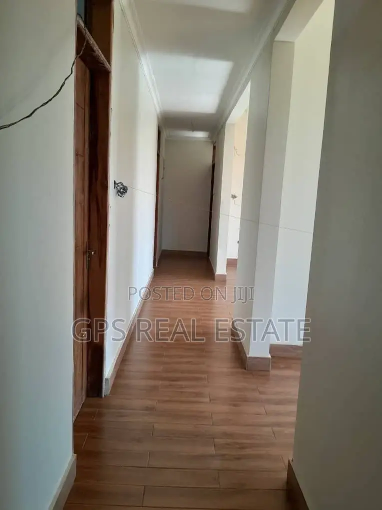 4bdrm House in Mbweni Mpiji, Kinondoni for sale
