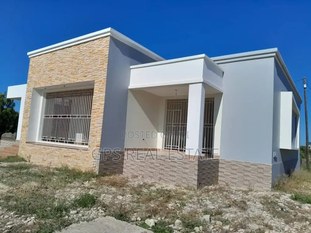 4bdrm House in Mbweni Mpiji, Kinondoni for sale