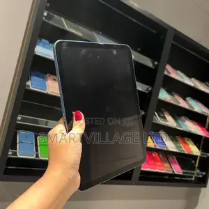 New Apple iPad 10.2 (2020) Wi-Fi 256 GB