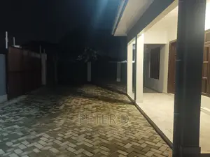 5bdrm House in Kijitonyama for rent
