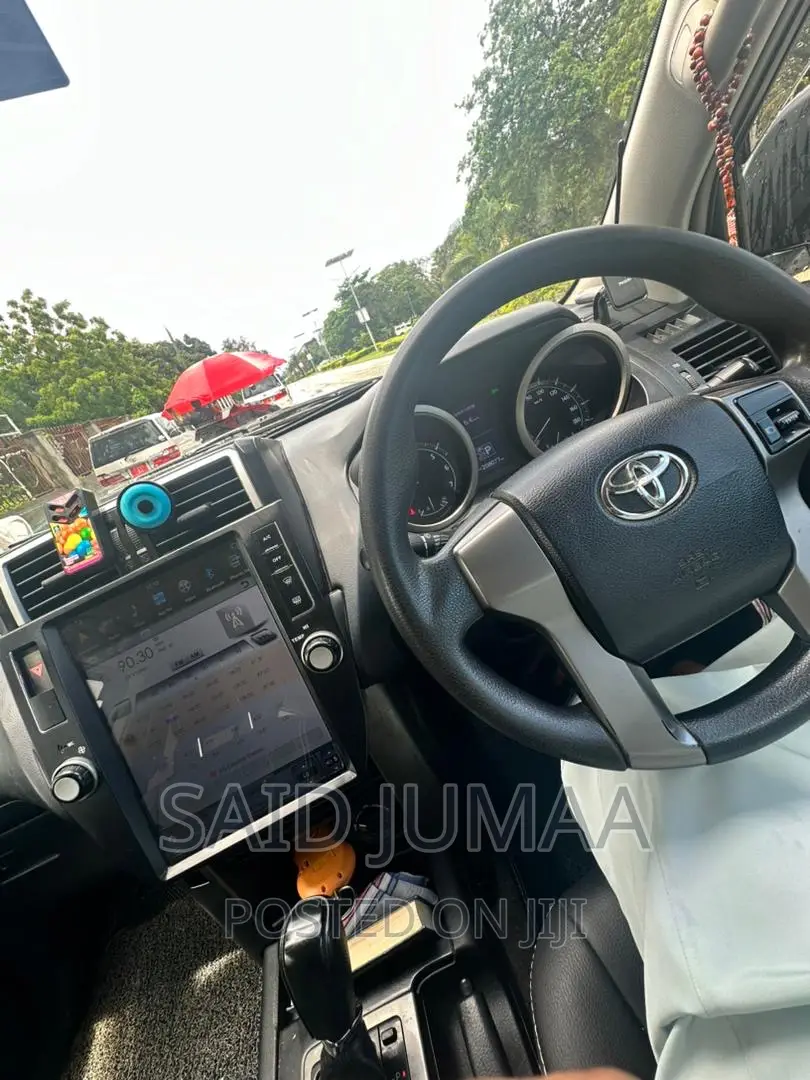 Toyota Land Cruiser Prado 2.7 VVT-i 2014 Pearl