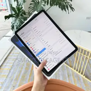New Apple iPad Air (2022) 256 GB