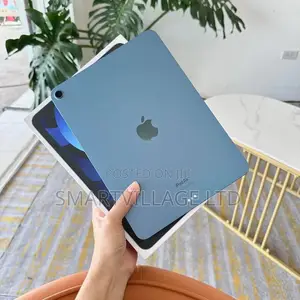 New Apple iPad Air (2022) 256 GB