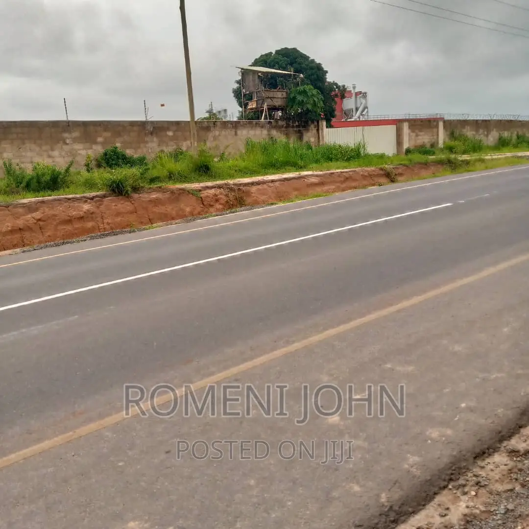Eneo Hk 5 La Viwanda Linauzwa Ml 600 Kibaha Misugusugu.