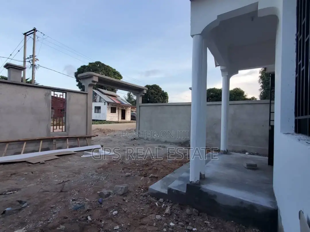 3bdrm House in Chamazi, Temeke for sale