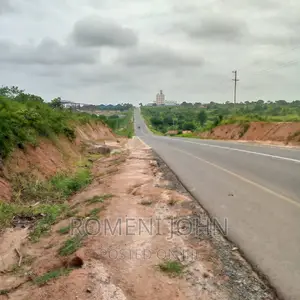Eneo Hk 6 La Viwanda Linauzwa Ml 700 Kibaha Misugusugu.