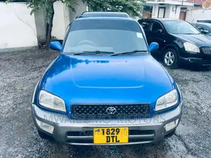Toyota RAV4 Automatic 2000 Blue