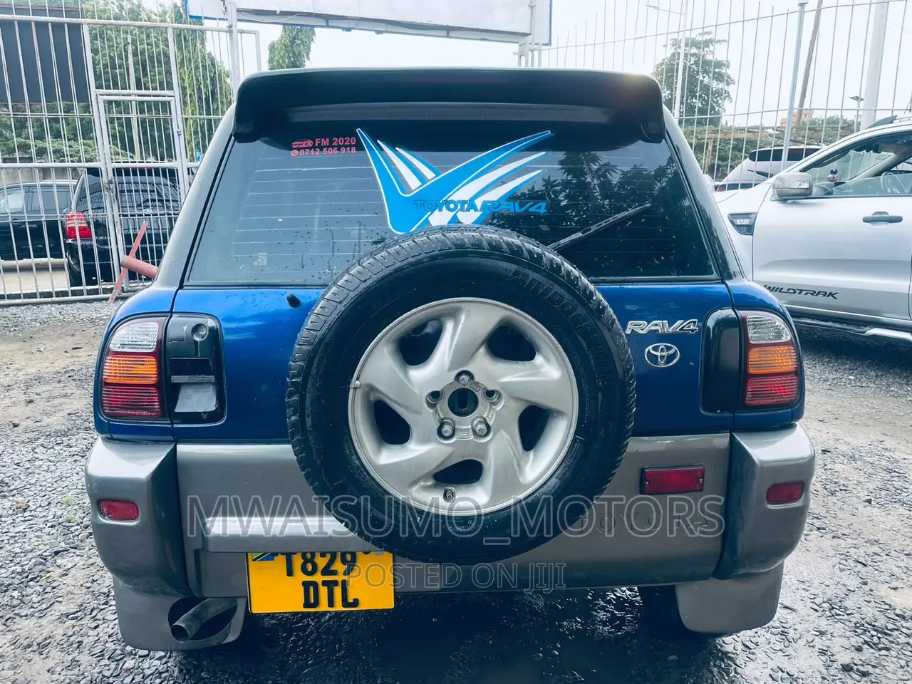 Toyota RAV4 Automatic 2000 Blue