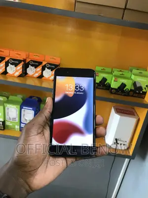Apple iPhone 7 Plus 32 GB Black