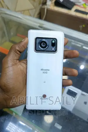 New Sharp Aquos R6 128 GB White