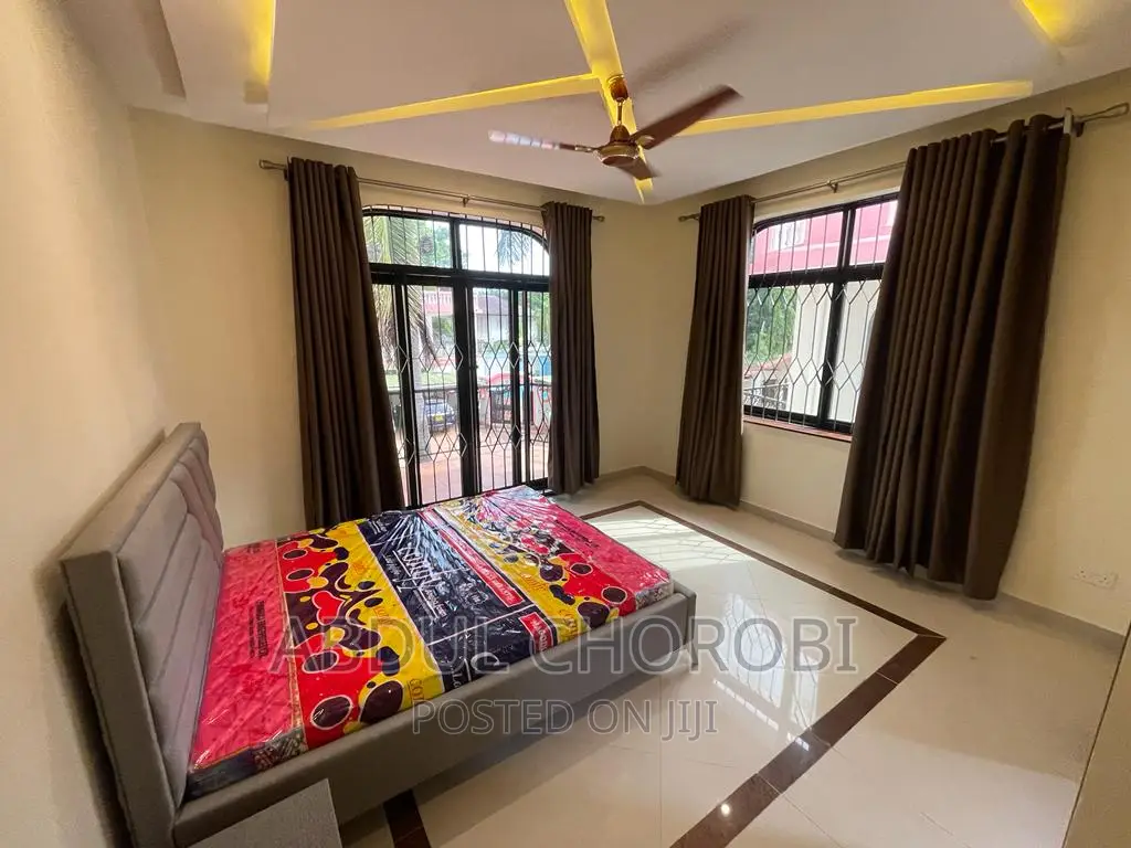 Furnished 4bdrm Villa in Ada Estate for rent