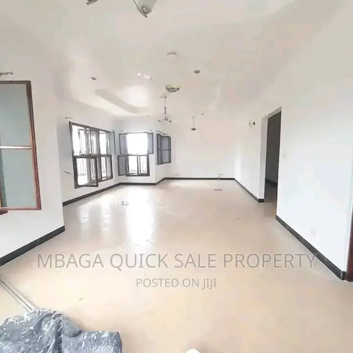 3bdrm House in Goba Lastanza for sale