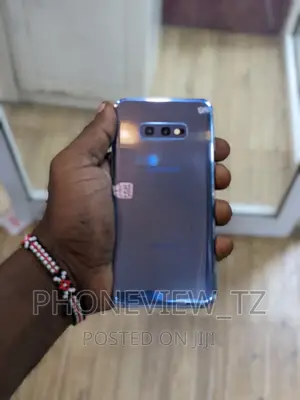 Samsung Galaxy S10e 128 GB Blue