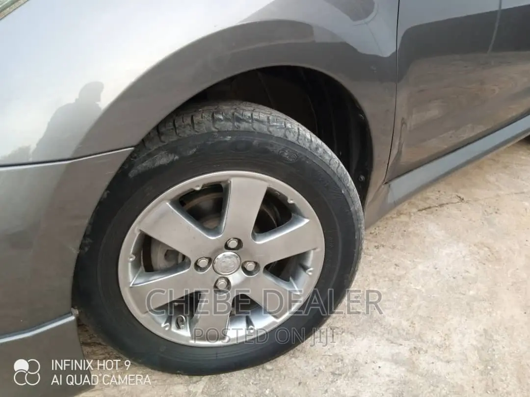 Toyota IST 2005 Gray