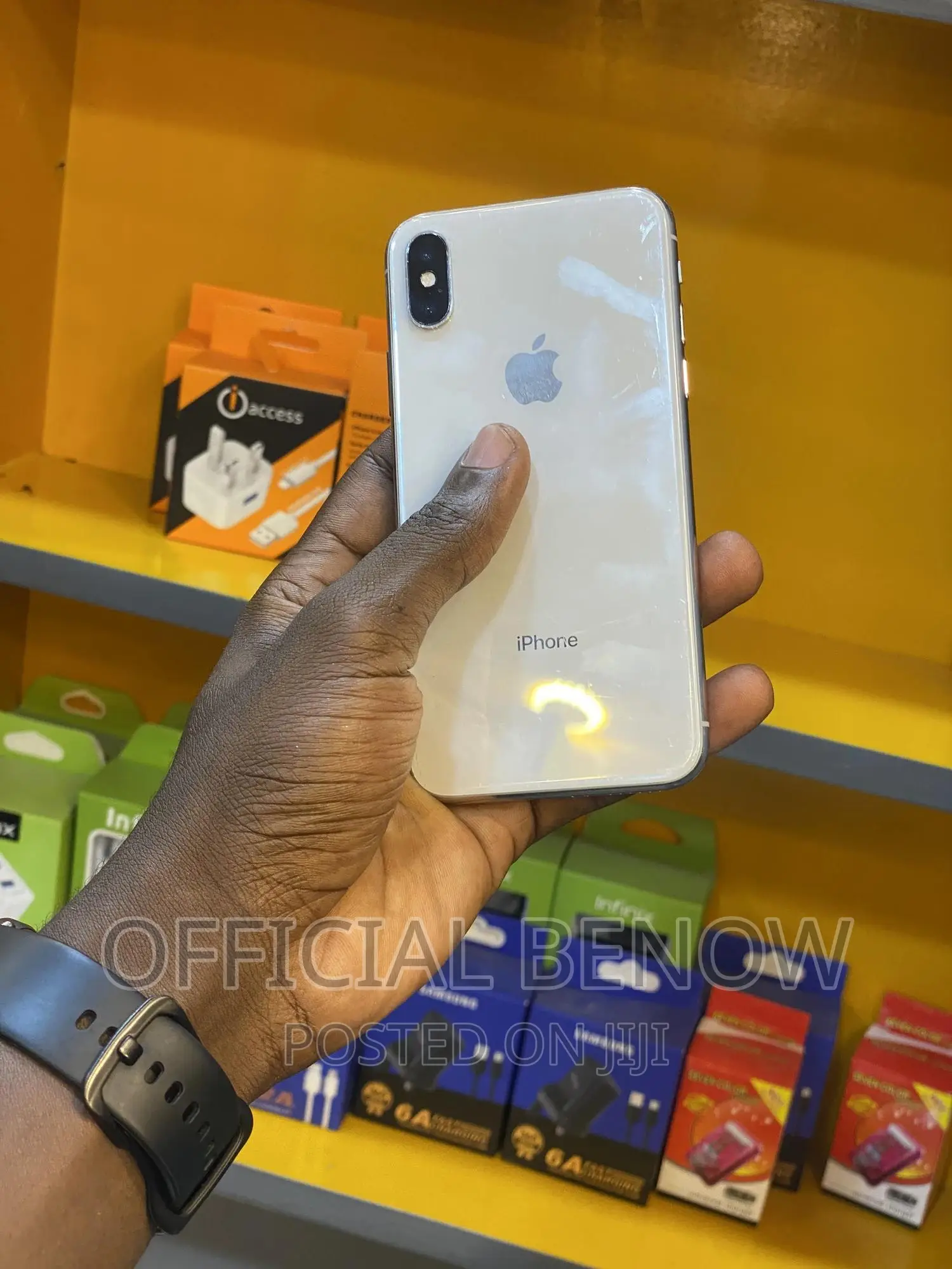 Apple iPhone X 64 GB White