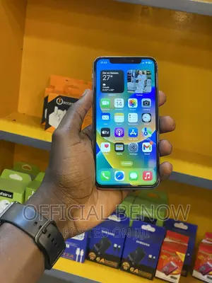 Apple iPhone X 64 GB White