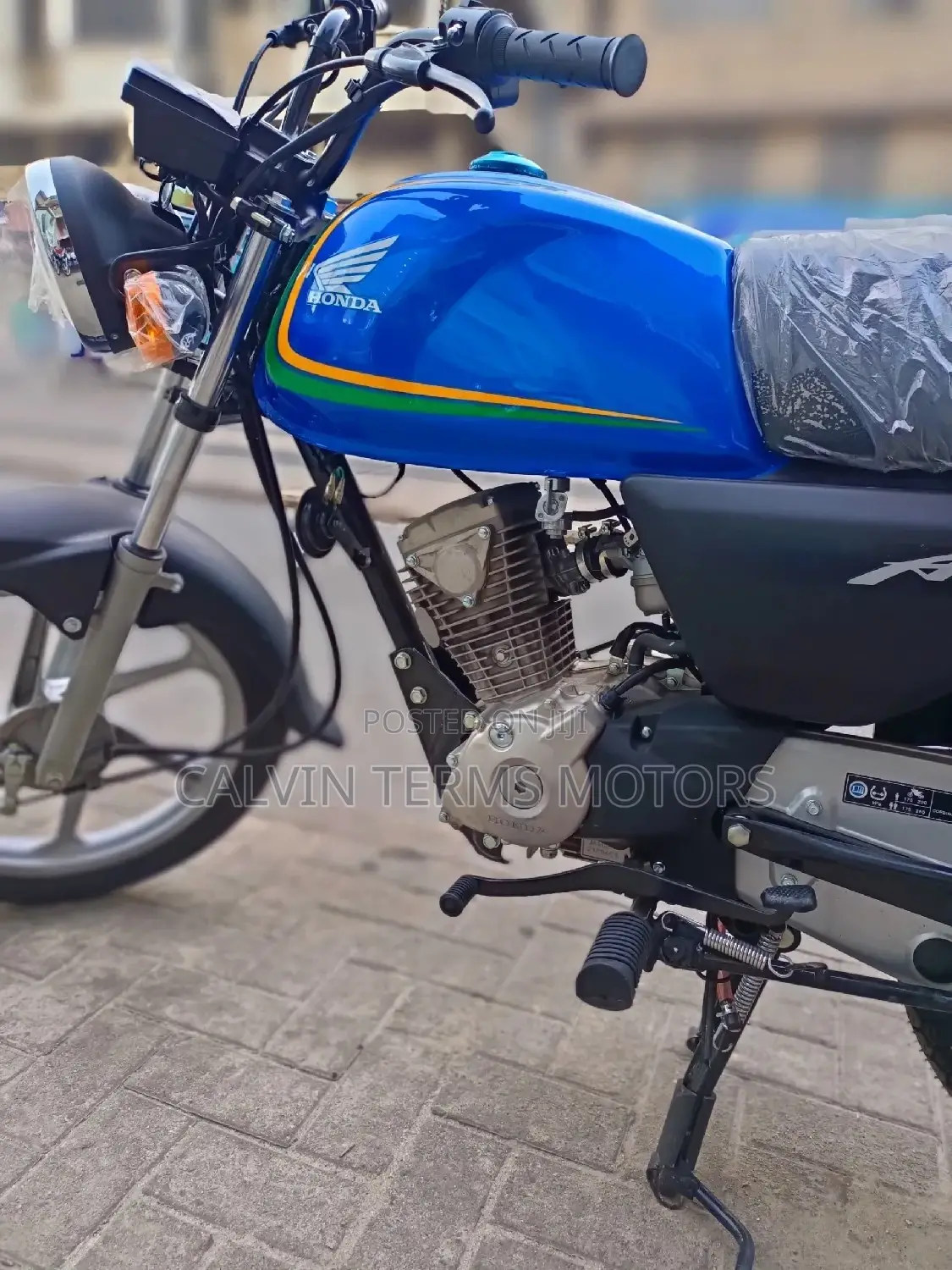New Honda CB 2023 Blue