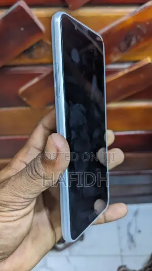 Sharp Aquos Sense 3 Plus SHV46 128 GB White