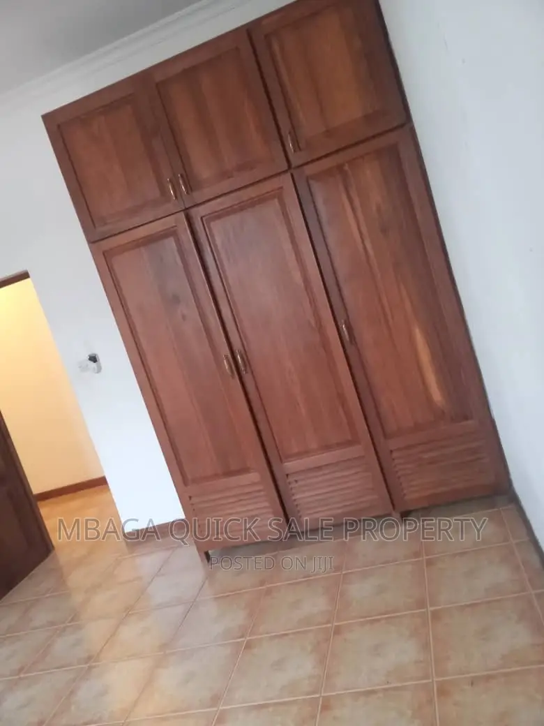 3bdrm Apartment in Mbezi Beach Shoppers for rent