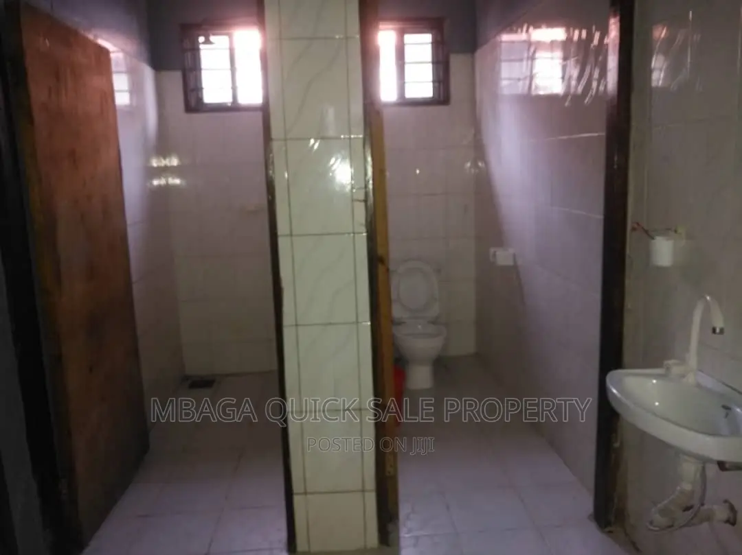 4bdrm House in Mwananyamala for rent
