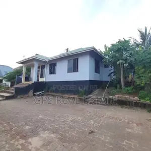 3bdrm House in Ubungo Makoka, Kinondoni for sale