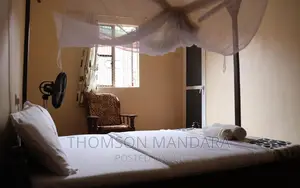 Rooms/Home Stay At KDC Moshi