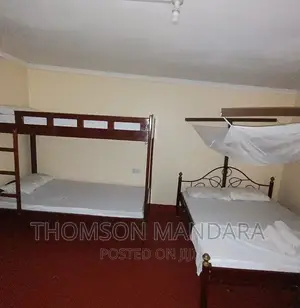 Rooms/Home Stay At KDC Moshi